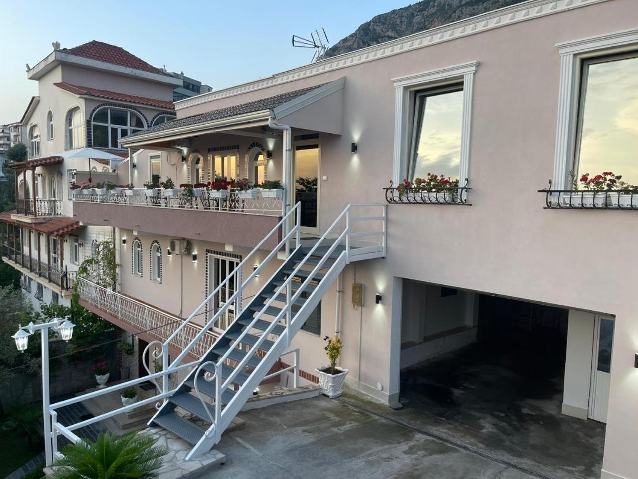 Alesio Guest House Krujë Extérieur photo